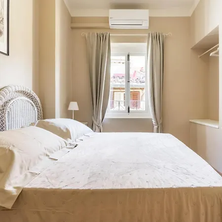 Πανσιόν Santaelisabettafirenze 2 *
